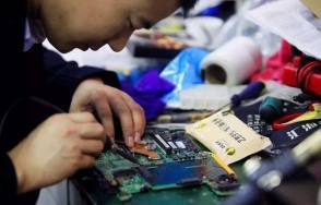 計算機軟硬件全方位服務指南 故障維修、系統重裝與電腦改裝